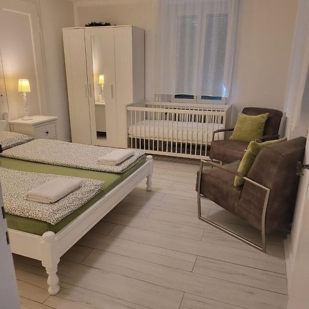 Bastis Central Guesthouse Lucerne City Exteriör bild