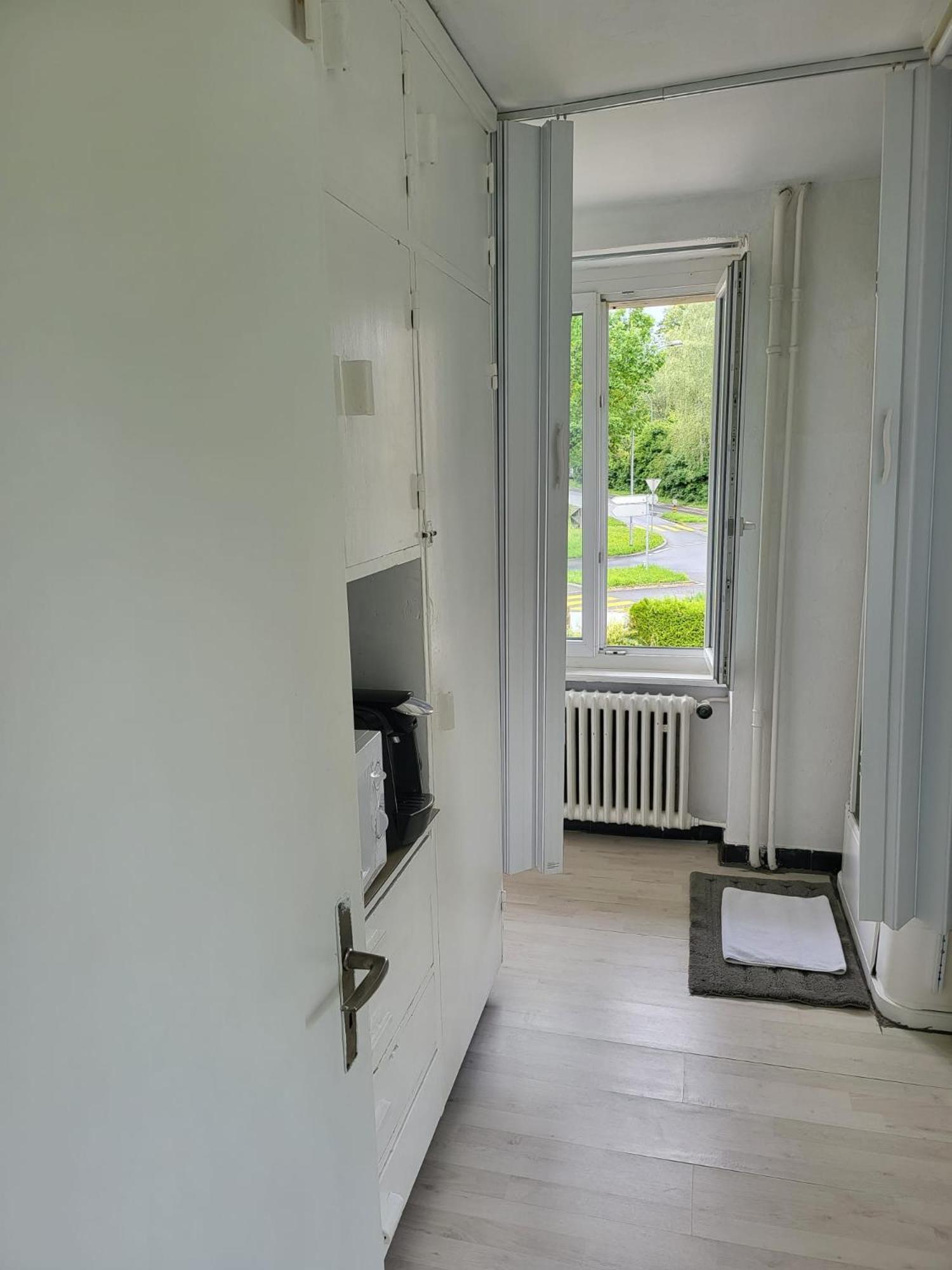 Bastis Central Guesthouse Lucerne City Exteriör bild