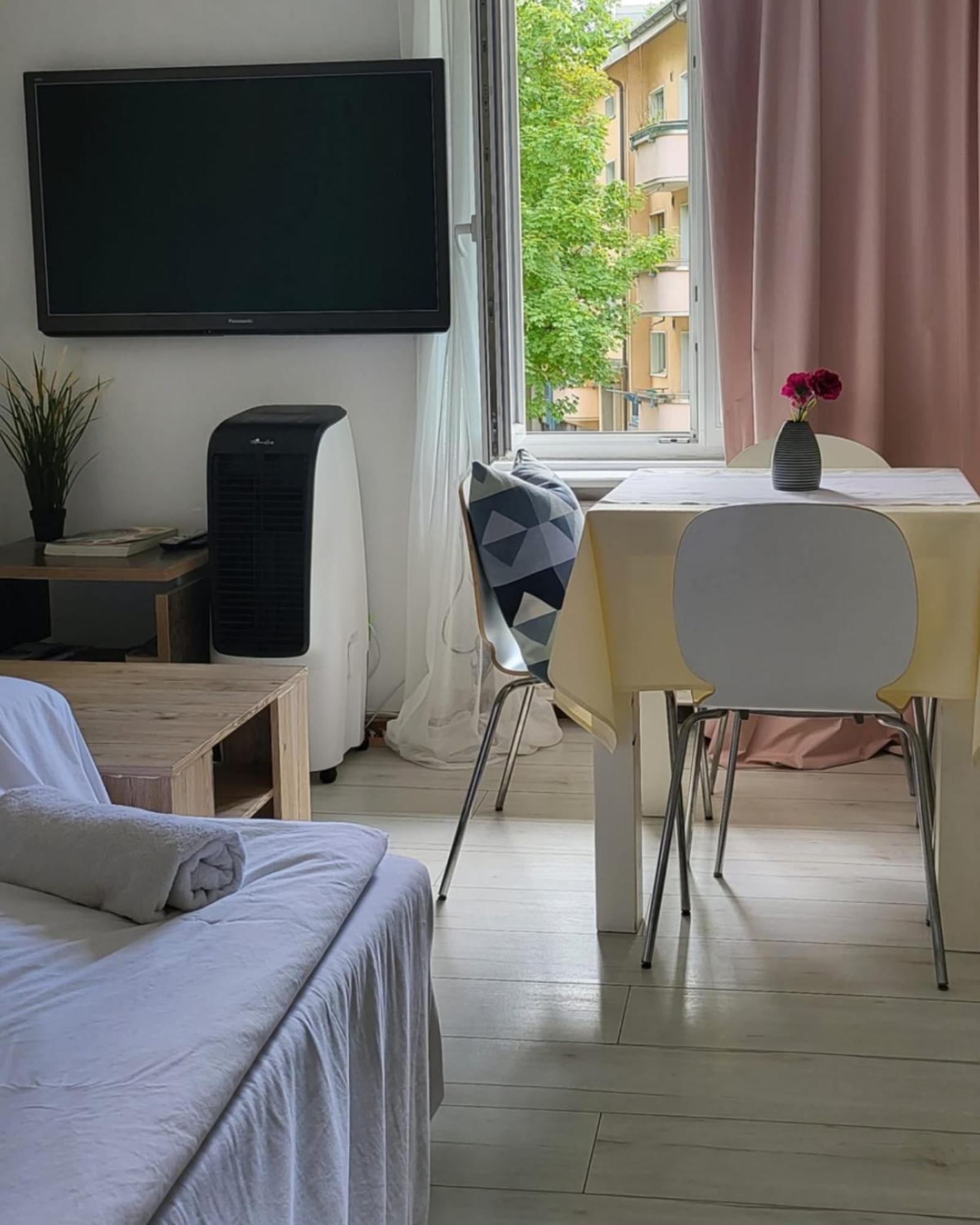 Bastis Central Guesthouse Lucerne City Exteriör bild
